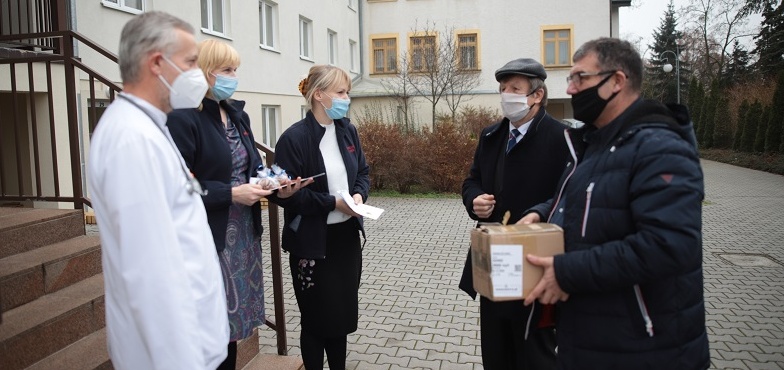Hospicjum w Licheniu otrzymało niezwykły prezent. Pomoże walczyć z koronawirusem 