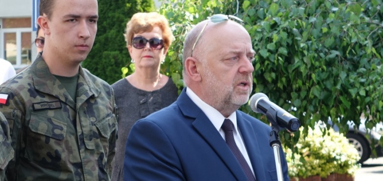 Do wszystkich szkół trafi pismo z prośbą o poparcie inicjatywy ustanowienia nowego święta państwowego 