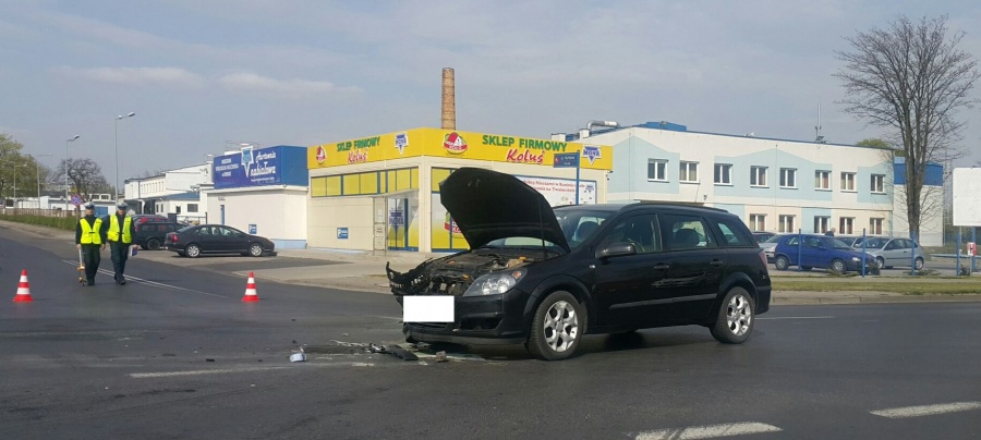 Trójka dzieci w szpitalu. Wypadek na skrzyżowaniu 
