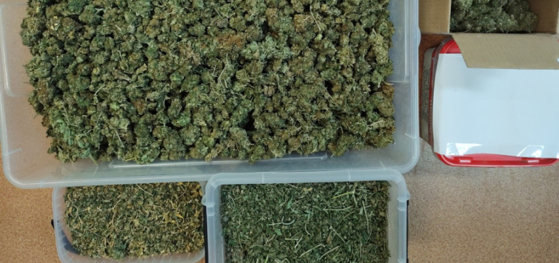 Zatrzymany miał w domu 2,5 kg narkotyków. Taką ilością mogło odurzyć się nawet 4 tysiące osób