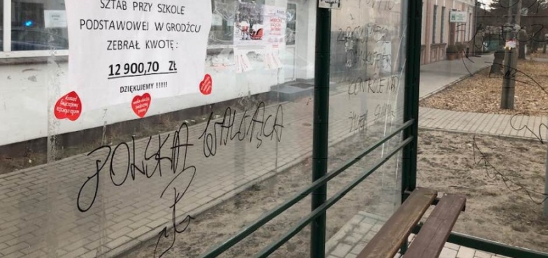 Zniszczony przystanek autobusowy. Sprawca już ujęty?