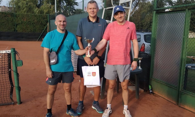 Tenis ziemny w modzie. Wyłoniono najlepszy debel w Kole