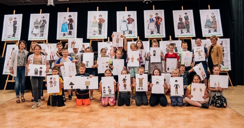 „Wielkopolskie podwórko – warsztaty folklorystyczne dla dzieci”. Kultura ludowa warta jest zainteresowania!