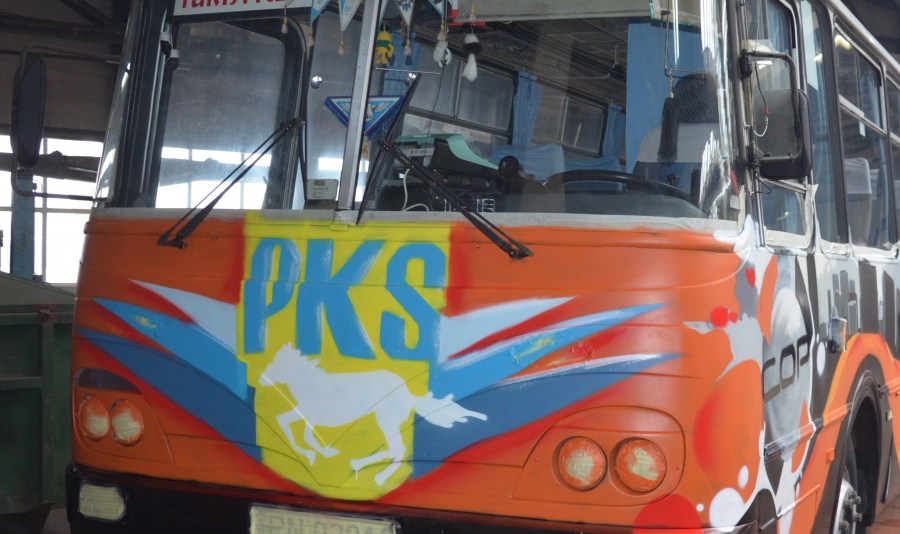 Pasażerowie pociągów nie przesiądą się do autobusów konińskiego PKS-u. Kto wygrał?