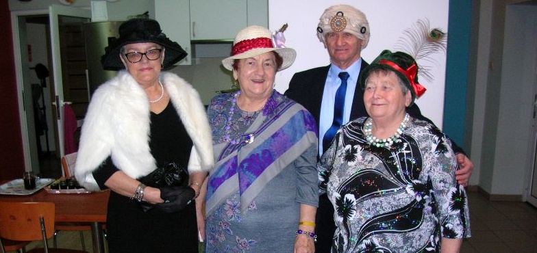 Seniorzy bawili się na balu. Karnawał w Domu Dziennego Pobytu w Sompolnie