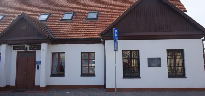 „Na służbie u Kopciuszka”. W dworku promocja książki o Zofii Urbanowskiej