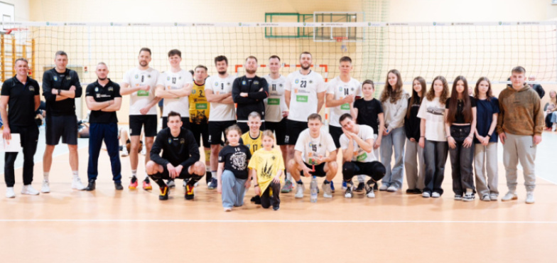 Zakończyli siatkarską fazę zasadniczą. Wilki zagrają z SPS-em w rundzie play-off