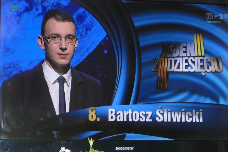 Młody mieszkaniec Sompolna w pierwszej trójce. Wystartował w teleturnieju „Jeden z dziesięciu”