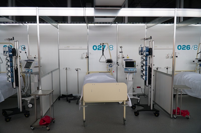 Na początek 56 łóżek dla pacjentów z COVID-19 w szpitalu tymczasowym