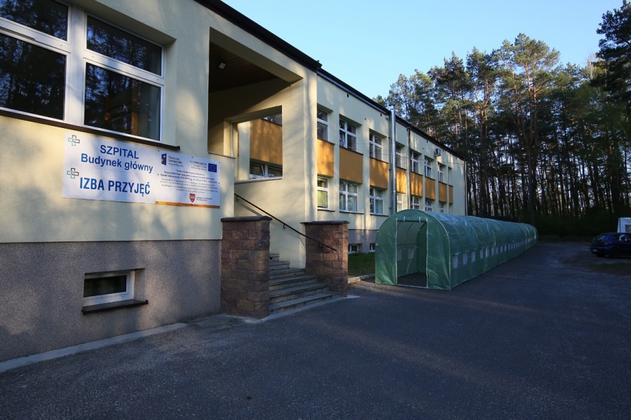Jeden szpital dla pacjentów z COVID-19 zostanie wygaszony. Ale będzie gotowy na ewentualną kolejną falę  
