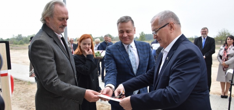 „To wielki dar”. Koninianie dostali dziś klucze do nowych mieszkań