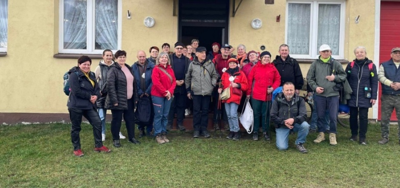 Przyjęły pielgrzymów herbatą i ciastem. To byli niespodziewani goście
