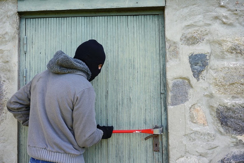 Policjanci w gotowości przed  świętami. Będą karać za wybryki chuligańskie 