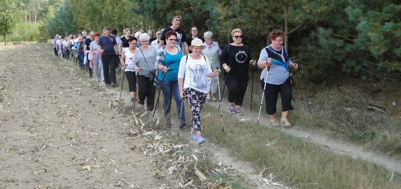 Poszli po zdrowie. Nową trasą w Radowie!