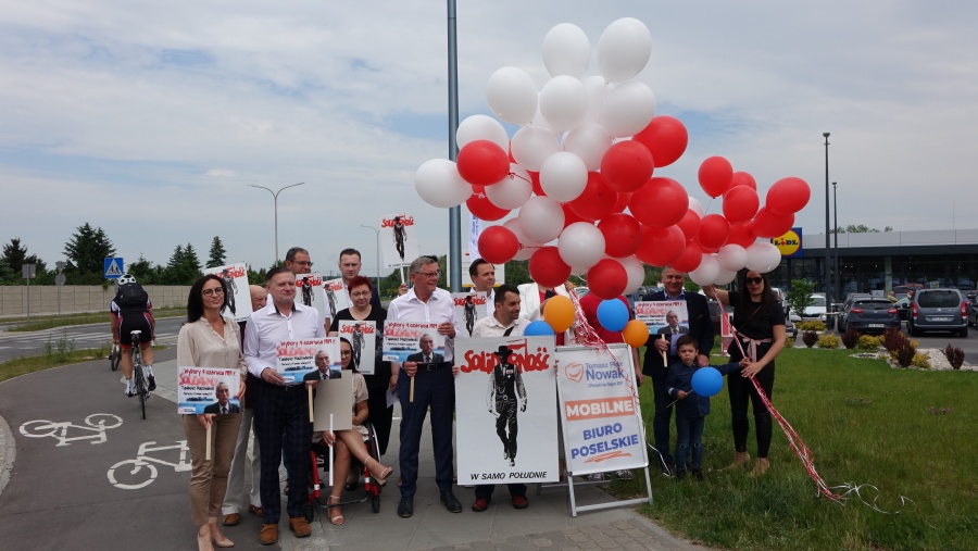 Znów spotkają się przy rondzie Mazowieckiego. W tym roku jednak dzień wcześniej 