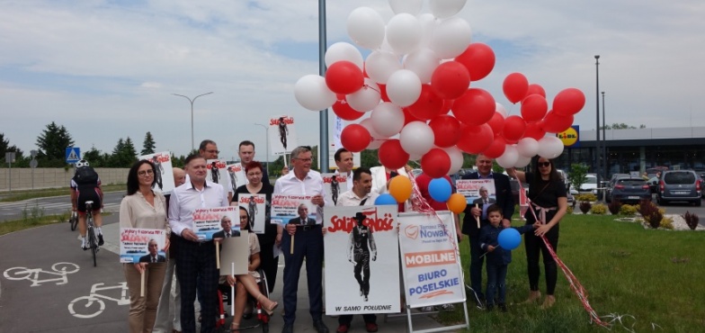 Znów spotkają się przy rondzie Mazowieckiego. W tym roku jednak dzień wcześniej 