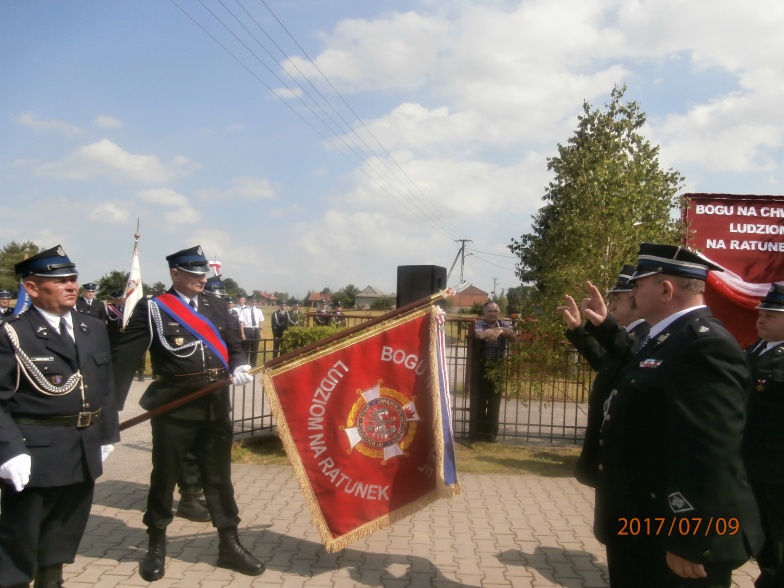 Strażacy z Witnicy mają nowy sztandar. Świętowali 50-lecie OSP