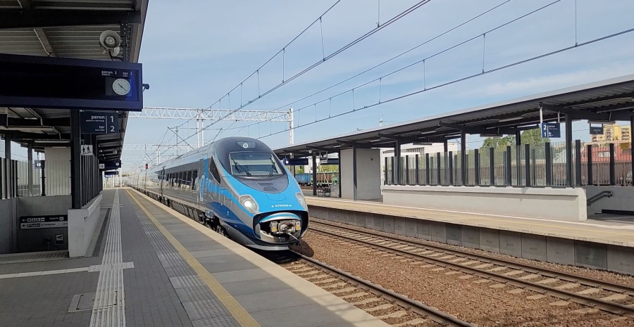Pendolino nadal będzie tylko przemykać przez Konin 