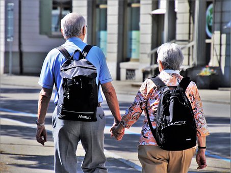 Powiatowe Obchody Dnia Babci i Dziadka. Na seniorów czekają niespodzianki