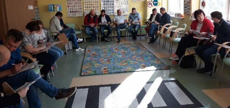 Samorządowcy wystartowali. Rywalizuje osiem drużyn
