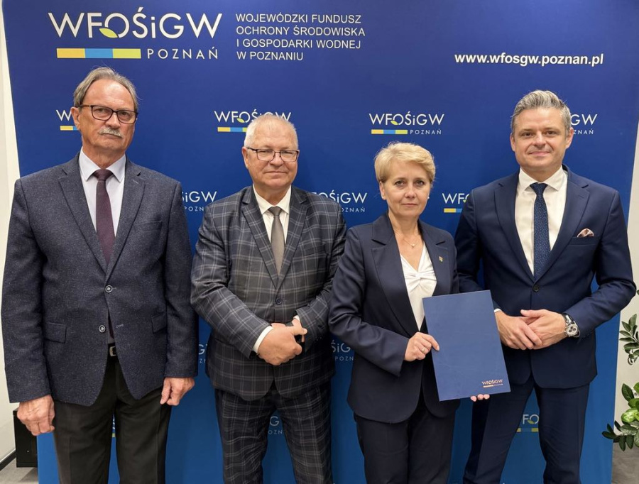 Otrzymają pieniądze na likwidację azbestu. Powiat koniński podpisał umowę