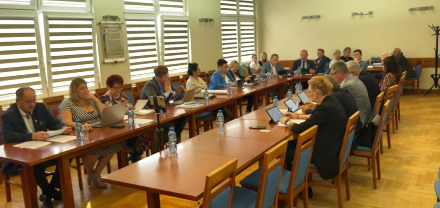 Radni uchwalili pensję burmistrza i swoje diety