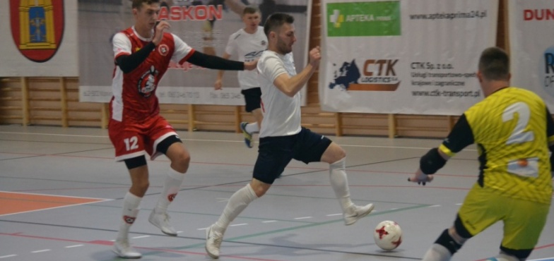 KKF nie dał szans rywalom. Nasi futsaliści awansowali do wojewódzkiego półfinału pucharu Polski