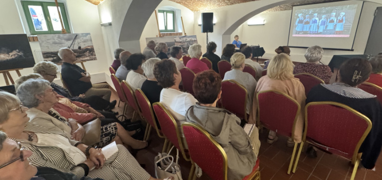 Folklor żyje w regionie! Konsultacje folklorystyczne w Wierzbinku