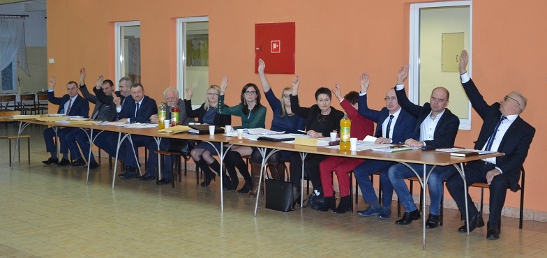 Będzie pół miliona deficytu. Radni przyjęli budżet na 2019 rok