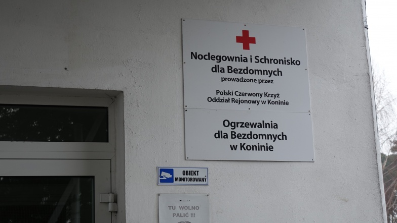 Schronisko czeka na bezdomnych. Przydadzą się ciepłe kołdry, ubrania i bielizna