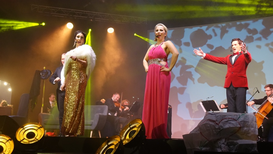Sylwesterowa operetka w hali „Rondo”. Są jeszcze bilety  