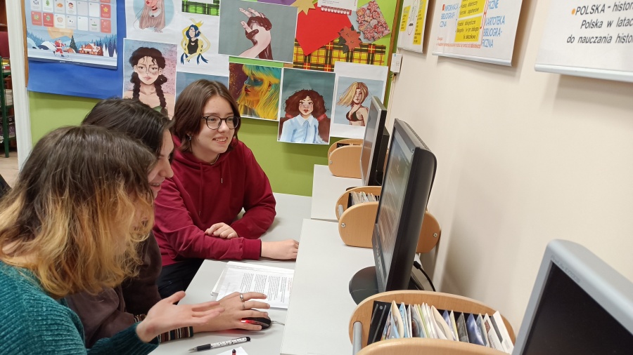  Reprezentowały szkołę w Ogólnopolskim Turnieju Wiedzy o Harrym Potterze