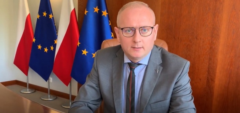 Wygaszanie szpitala dla pacjentów z COVID-19 pod Kaliszem zostanie przesunięte. „Wpływa na to sytuacja w regionie”