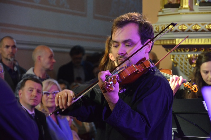 Janusz Wawrowski ponownie zagra w Koninie na drogocennym Stradivariusie. Będą dwa koncerty