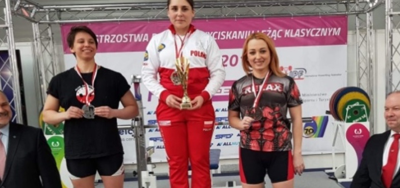Trzy medale zawodników Klubu Zagłębie Relax Konin. Na podiach stawali w Kielcach
