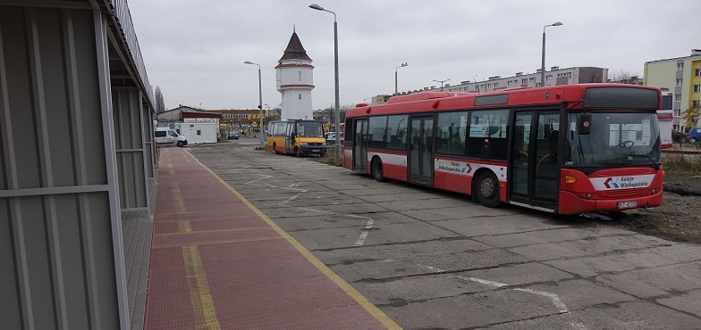 Czy do Wrześni o rok dłużej pojedziemy autobusami zamiast pociągami?