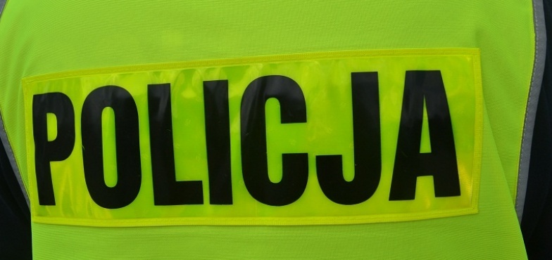 86-letni mężczyzna wypadł z 3 piętra. – Nic poważnego mu się nie stało – informuje policja