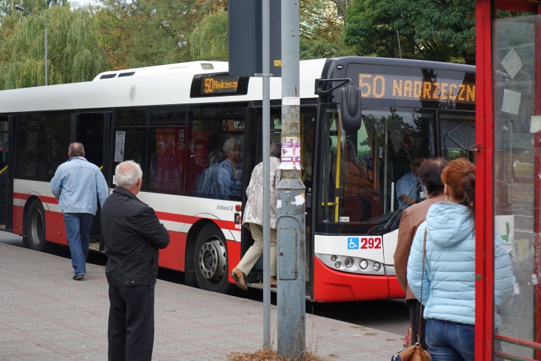 Autobusami bez biletu? Z okazji Dnia bez Samochodu dzisiaj jeździmy za darmo 