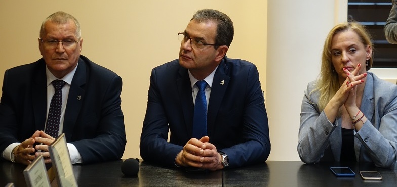 Kierownik biura prezydenta na zastępcę kierownika wydziału kultury