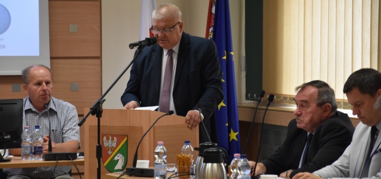 Podwoiła się liczba uczniów w szkołach powiatu. Ilu pierwszoklasistów będzie się tam uczyć?  