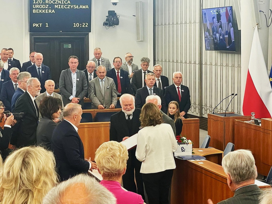 Senat RP uczcił pamięć prof. Mieczysława Bekkera