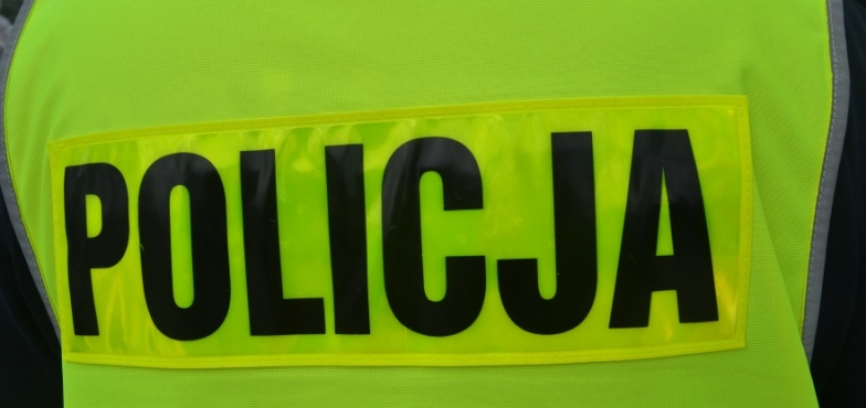 Nie wylewaj wody z okna. Policjanci apelują o kulturę w śmigus-dyngus 