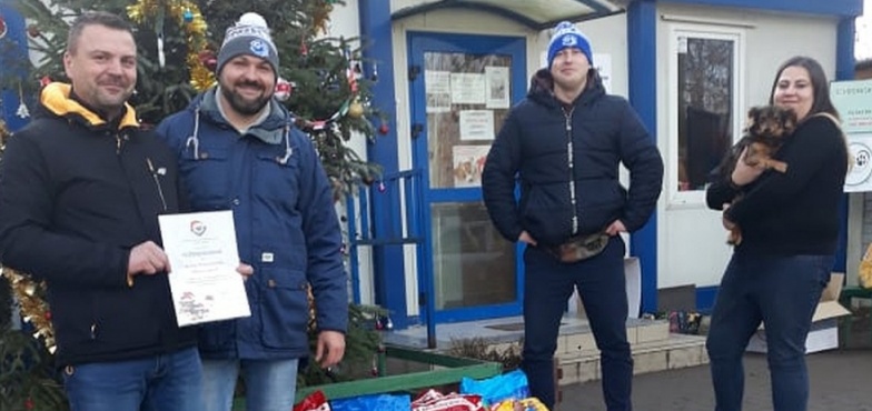 Ponad 220 kilogramów karmy dla schroniska od kibiców Górnika. Kolejna udana akcja „biało-niebieskich” fanów