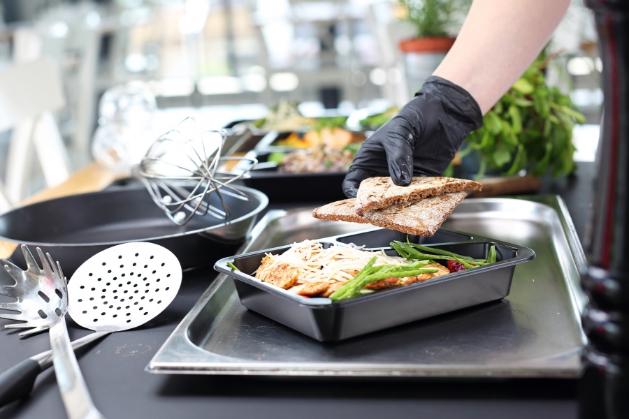 Tajniki planowania zbilansowanych posiłków w cateringu dietetycznym