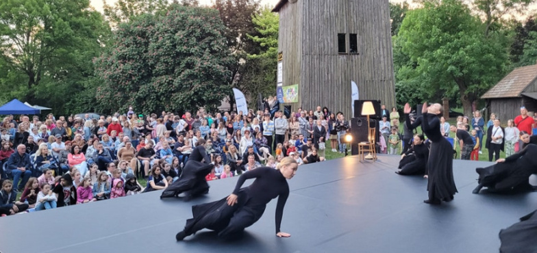 Nocne zwiedzanie muzeum. Jest magicznie i tajemniczo