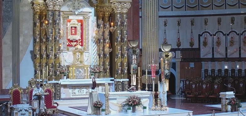 „W ten radosny dzień przychodzimy, aby dziękować Chrystusowi za dar Jego zmartwychwstania”