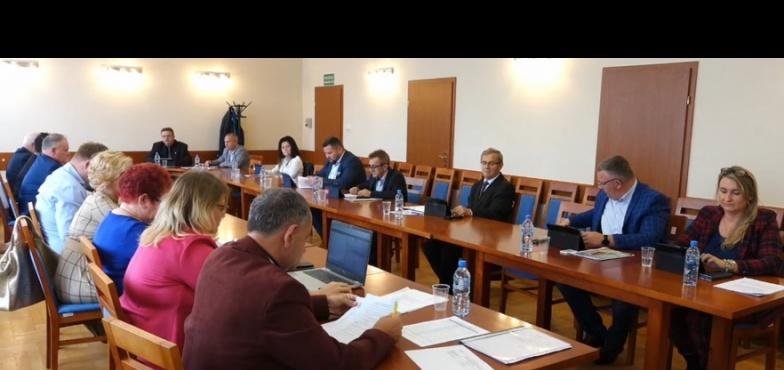 Radny skieruje skargę o wszczęcie kontroli. Czy przetarg był przejrzysty
