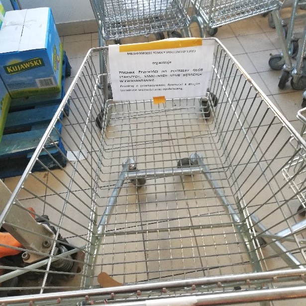 MOPS zbiera jedzenie dla potrzebujących. Rozda je starszym, samotnym, na kwarantannie  