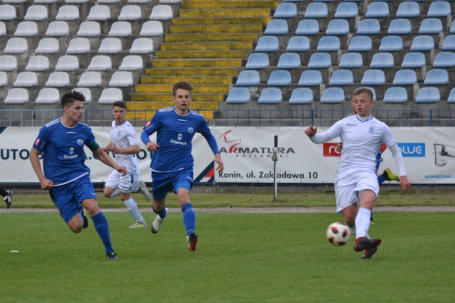 Zacięty mecz przy Podwalu. Górnik przegrał z liderem, Lechem II Poznań 2:3 (0:1)