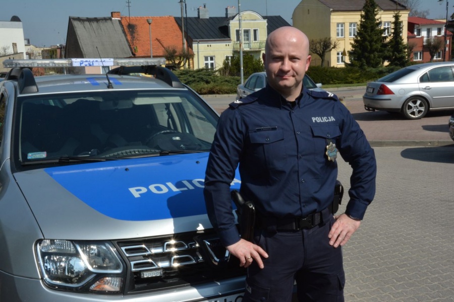 Poznaj swojego dzielnicowego. Starszy sierżant Krzysztof Skoczylas z Sompolna